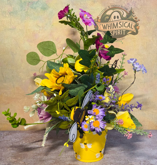 Buzzing Meadow Gathering - Spring Bumble Bee Wildflower Centerpiece