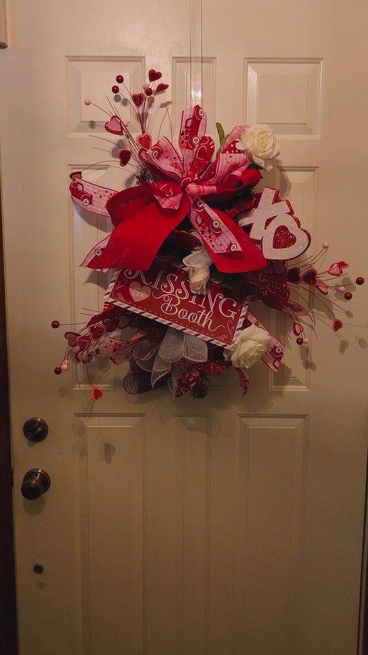 Cupid’s Kissing Lane